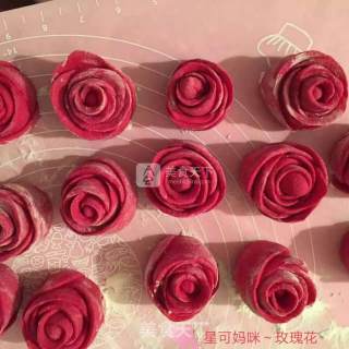 甜根菜玫瑰花的做法步骤：6
