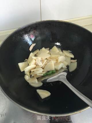 炒冬笋的做法步骤：4