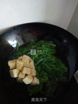 小白菜冻豆腐汤的做法步骤：3