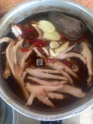 卤鸡爪鸭爪的做法步骤：4