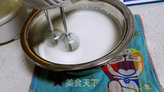 戚风蛋糕的做法步骤：7