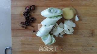 家常炖鱼的做法步骤：2
