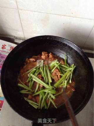 鲜椒辣子鸡腿的做法步骤：4