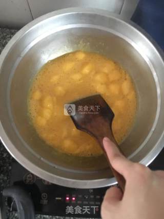 蔓越莓芒果花生牛轧糖的做法步骤：3
