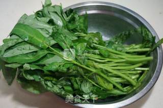 蒜茸空心菜的做法步骤：1