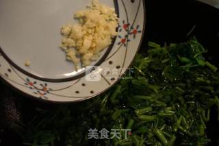 蒜茸空心菜的做法步骤：5