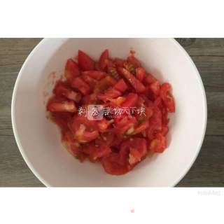 西红柿炒鸡蛋的做法步骤：3