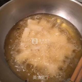 拔丝芋头的做法步骤：2