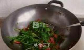 香肠炒灰灰菜的做法步骤：5