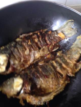 香酥麻辣鲫鱼的做法步骤：8