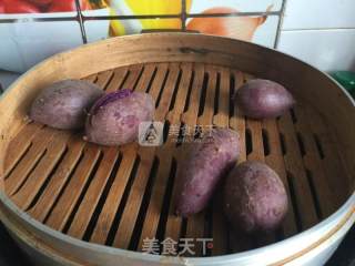 紫薯吐司的做法步骤：1