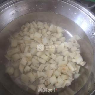 酸辣藕丁的做法步骤：3