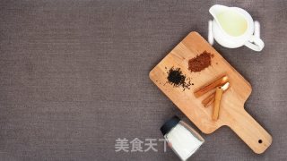 可可肉桂奶茶的做法步骤：1