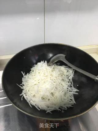 萝卜丝汤的做法步骤：3