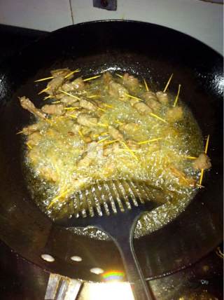 小牛牙签肉的做法步骤：2