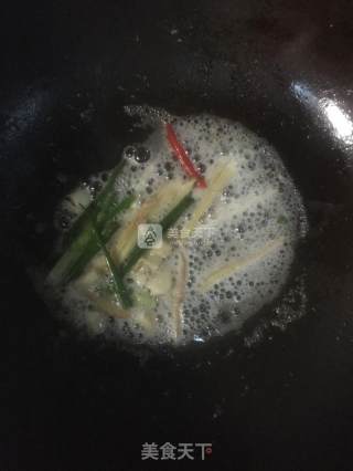 红烧鳊鱼的做法步骤：9