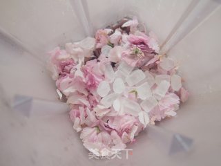 樱味红豆沙的做法步骤：2