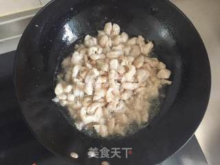 自己动手炼一罐中式酥皮精华——炼猪油的做法步骤：6