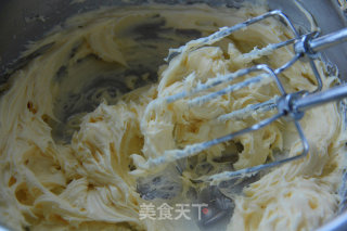 冰凉舒爽冰激凌新吃法比哈根斯达还好吃！的做法步骤：2