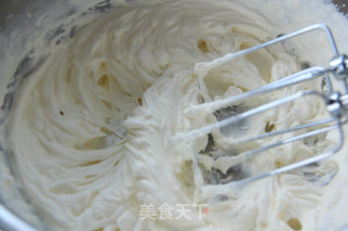 冰凉舒爽冰激凌新吃法比哈根斯达还好吃！的做法步骤：4