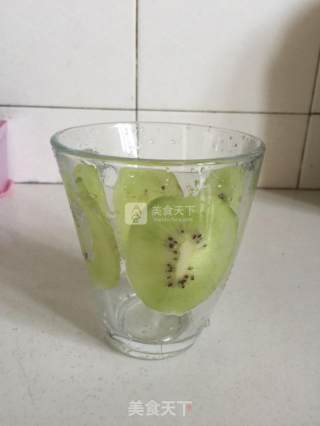 猕猴桃思慕雪的做法步骤：6