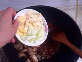 泡椒笋干回锅肉的做法步骤：22