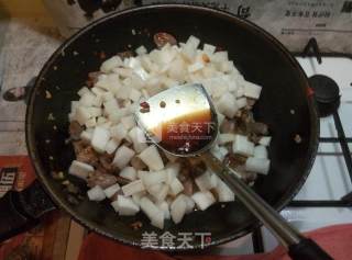 酸辣罗卜炒鸭杂的做法步骤：8