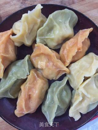 五彩花样饺子的做法步骤：9