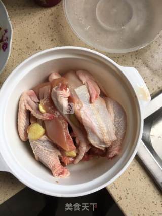 叫花鸡的做法步骤：1