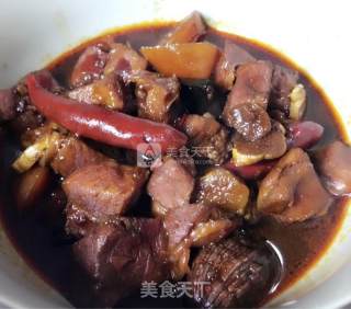 红烧牛肉面的做法步骤：1
