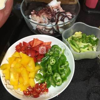 辣炒鱿鱼的做法步骤：3