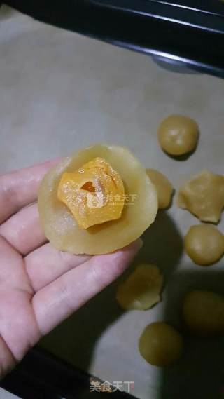 桃山皮月饼的做法步骤：2