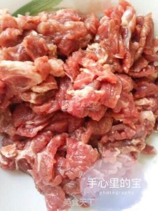 牙签牛肉的做法步骤：1