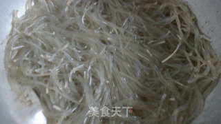 酱香鸡腿土豆炖粉丝的做法步骤：3