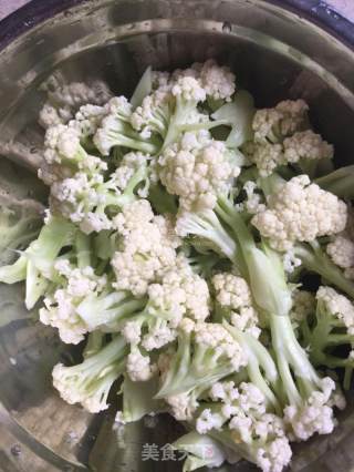 干锅花菜的做法步骤：1