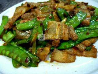荷兰豆炒五花肉的做法步骤：6
