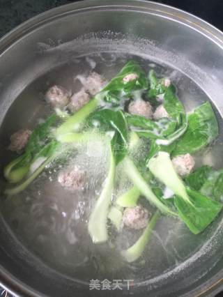 青菜肉丸米粉的做法步骤：7