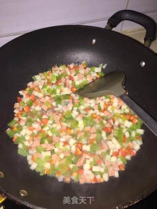 炒饭的做法步骤：3
