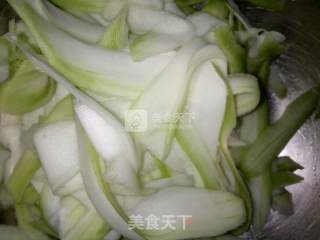 葫芦瓜丸子粉丝汤的做法步骤：5
