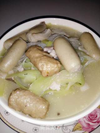葫芦瓜丸子粉丝汤的做法步骤：9