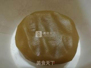广式低糖纯白莲蓉蛋月的做法步骤：1