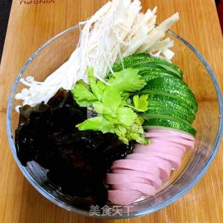 酸菜龙利鱼的做法步骤：5