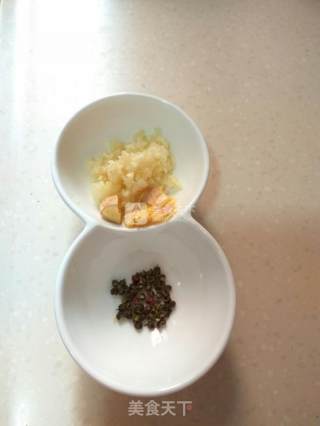 鸡哈茄子的做法步骤：2