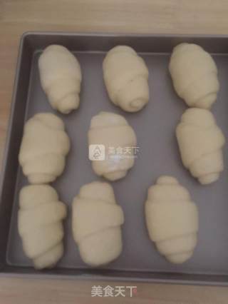 黄油小卷餐包的做法步骤：12