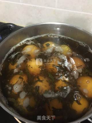 简易版茶叶蛋的做法步骤：4