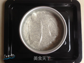 黑芝麻戚风蛋糕的做法步骤：9