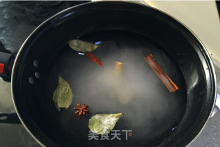 最爱的红油耳片！的做法步骤：3