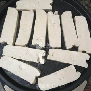 糖醋脆豆腐的做法步骤：2
