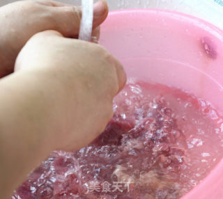 冬瓜排骨汤的做法步骤：2