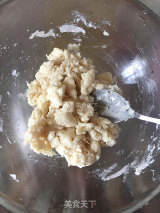 蛋黄酥的做法步骤：6